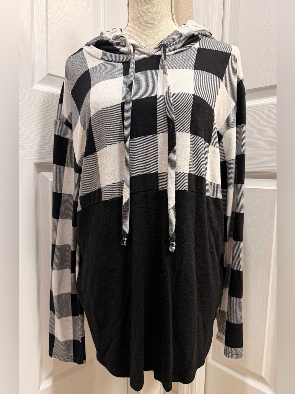 Honeyme Curvy size XL Women's Plaid Hooded Long Sleeve Top